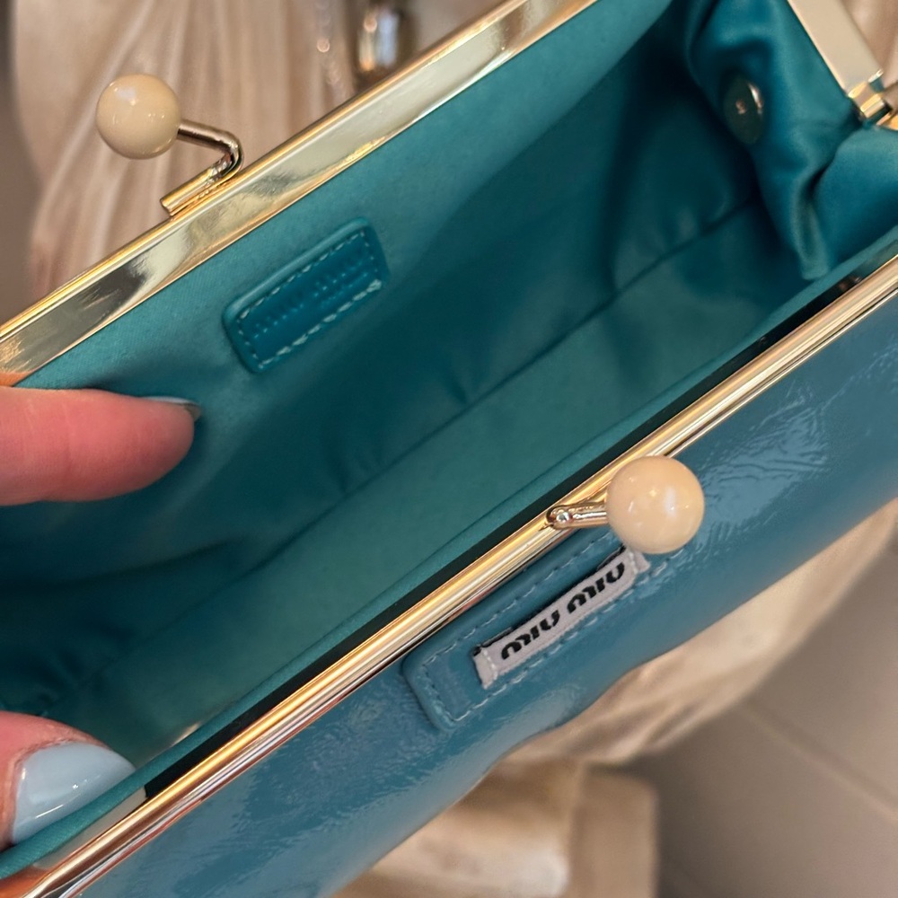NIB Miu Miu Parfum Tiffany Blue Patent Leather Pouchette Clutch GWP w Strap - Picture 12 of 16